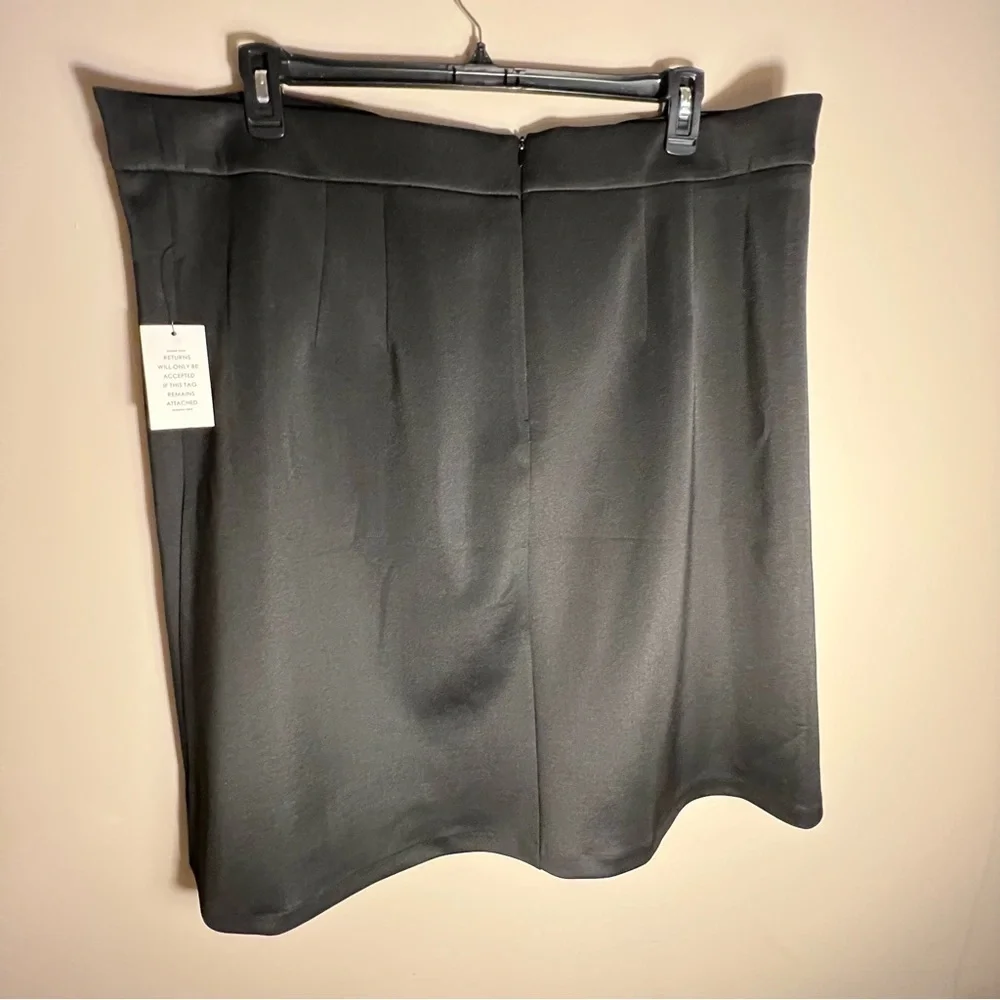 NWT Eloquii Slit A-Line Scuba Skirt Size 22 - Picture 4 of 4